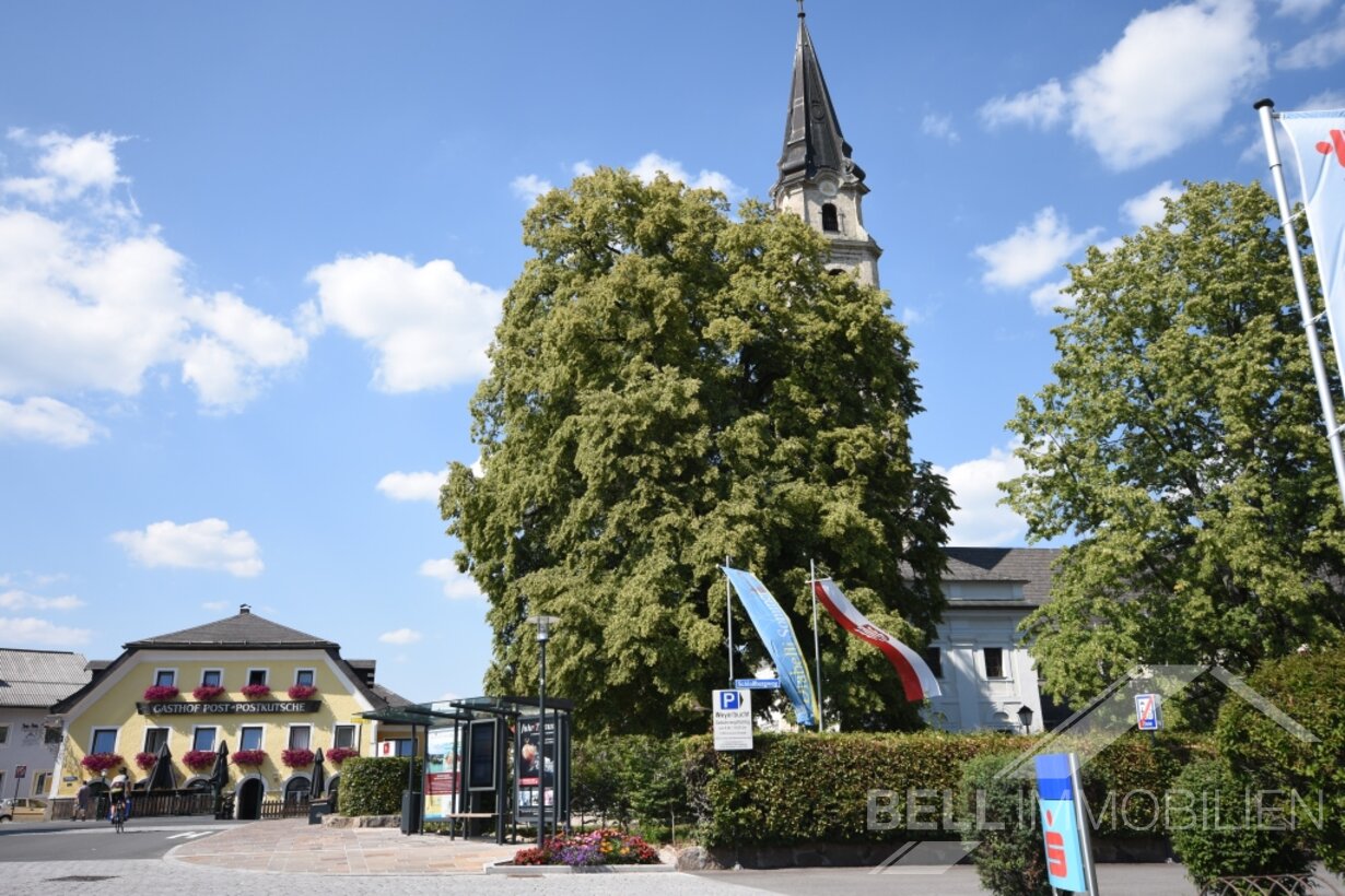 Hochwertig gebautes Wohnhaus mit Wintergarten