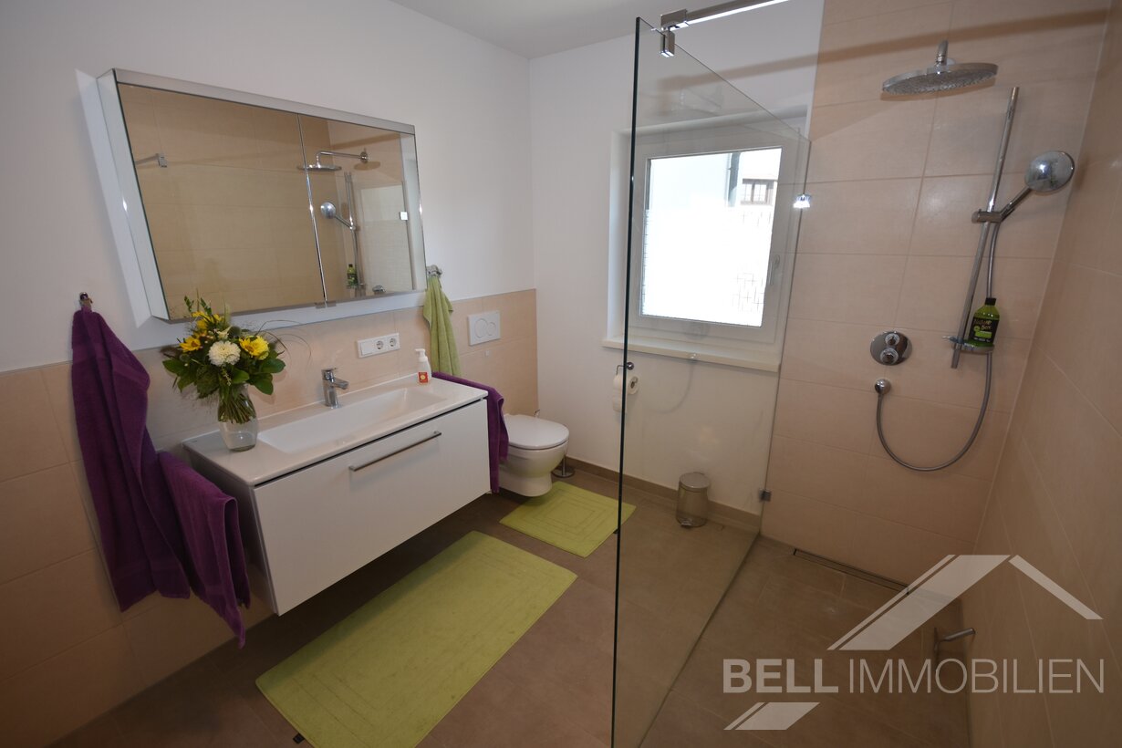 Badezimmer 1. OG