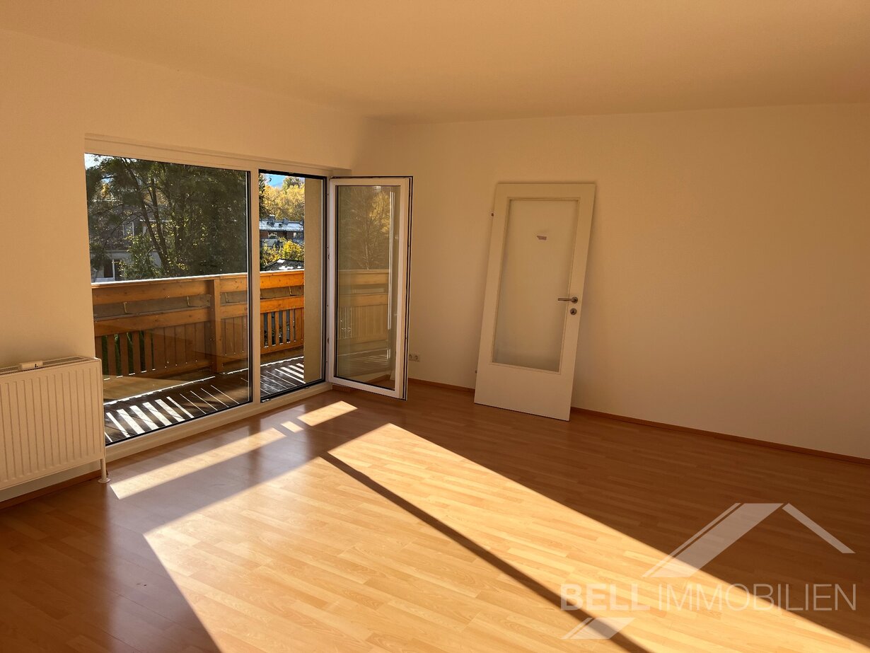 Salzburg-Maxglan / Dachgeschosswohnung mit Untersbergblick