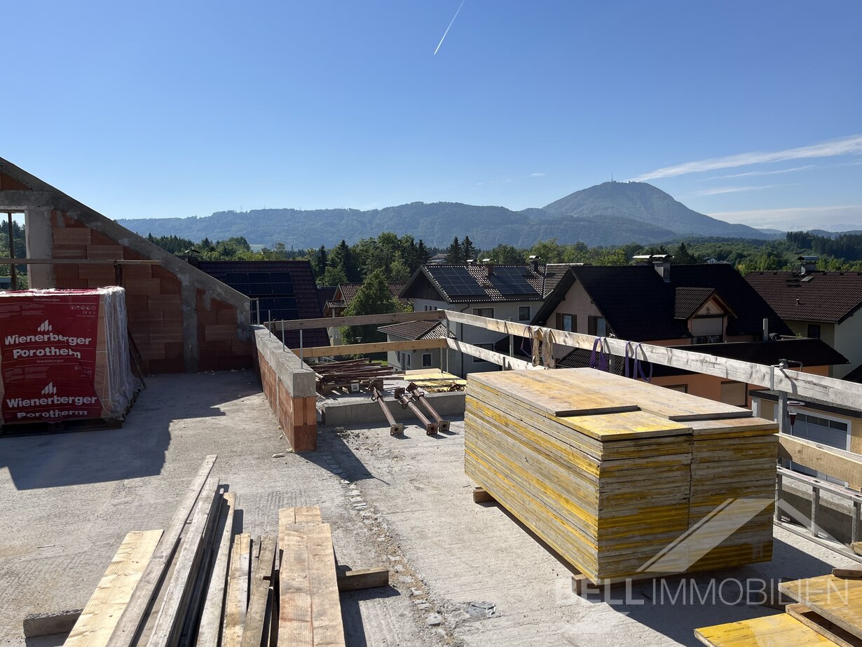 Stand Mai 2025 Baufortschritt Mehrfamilienhaus Elixhausen