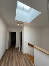 Vorraum mit Lichtkuppel im 1. OG