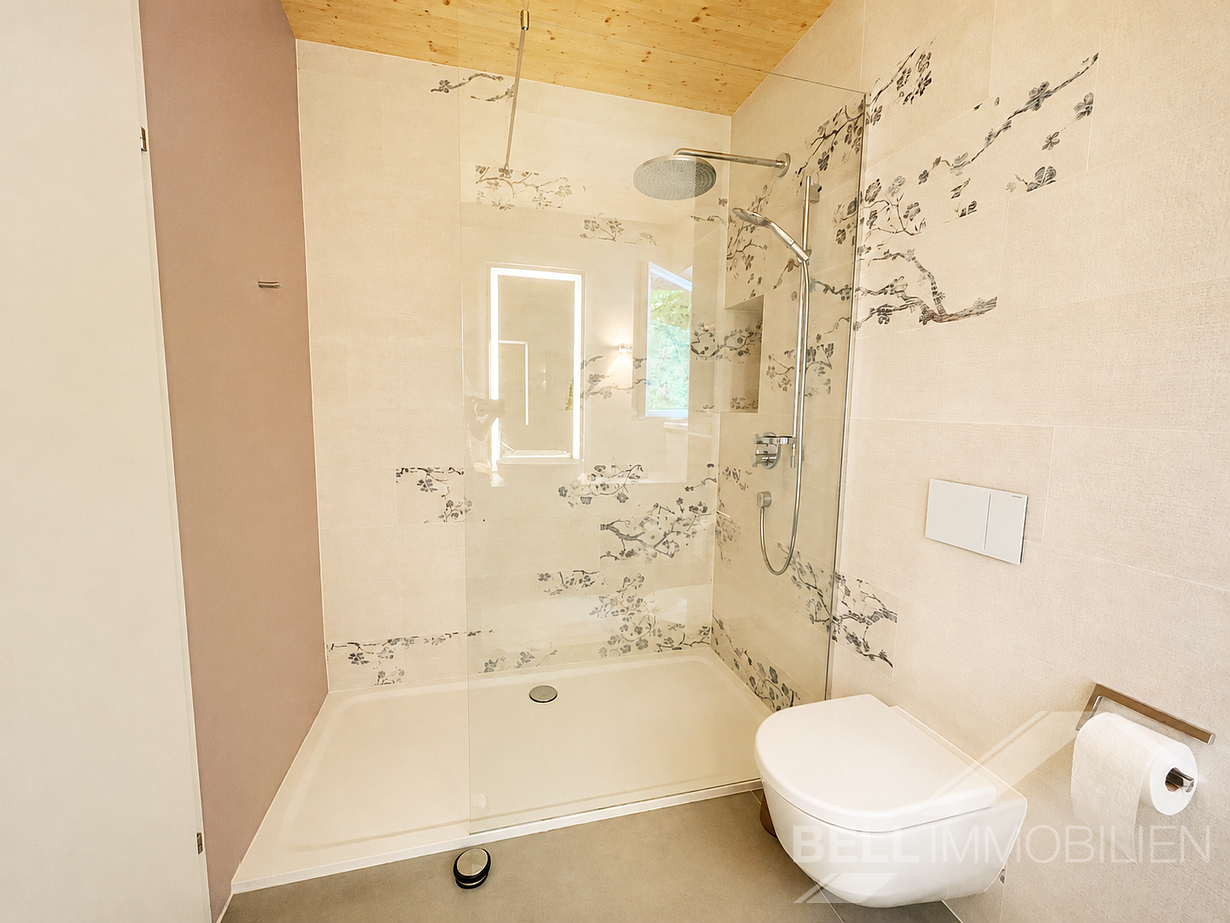 Zweites Badezimmer
