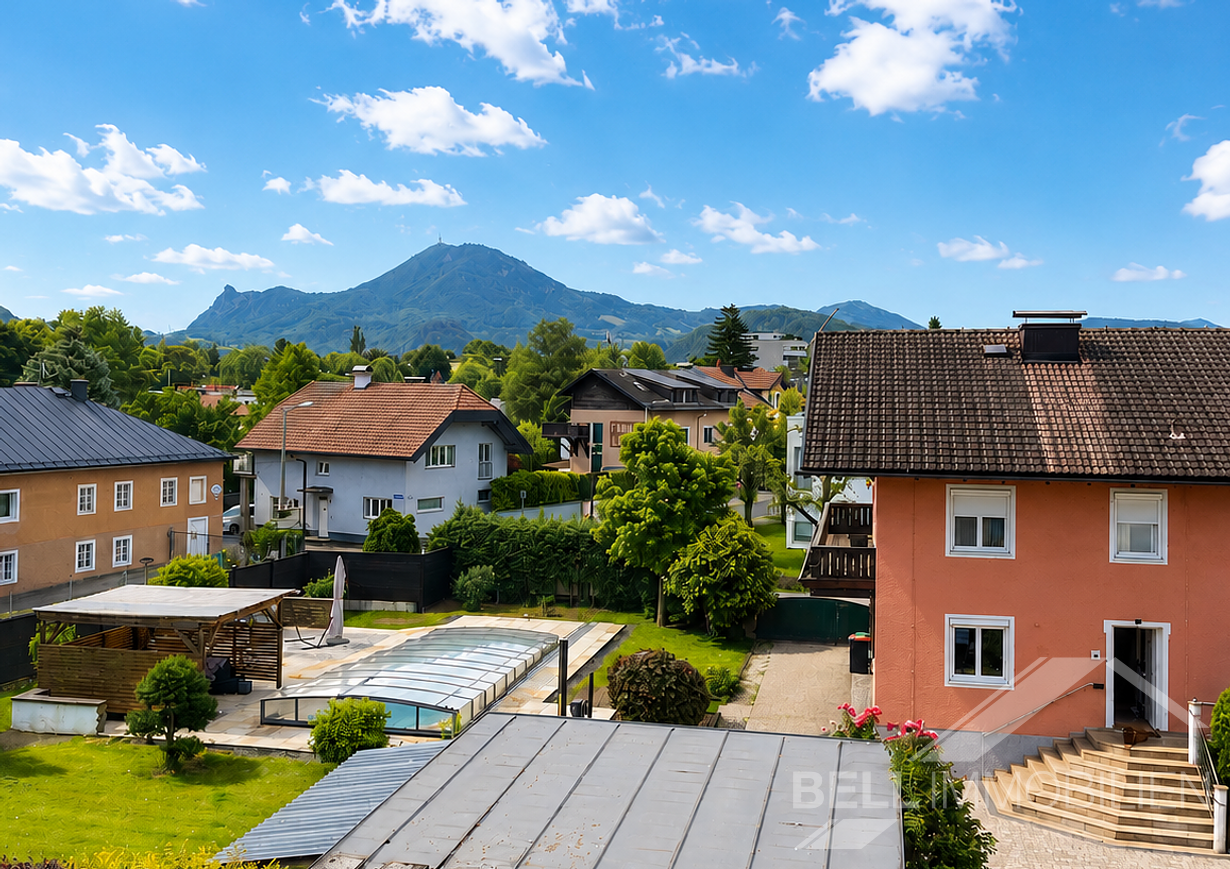 Ausblick vom Wohnzimmer nach Süden