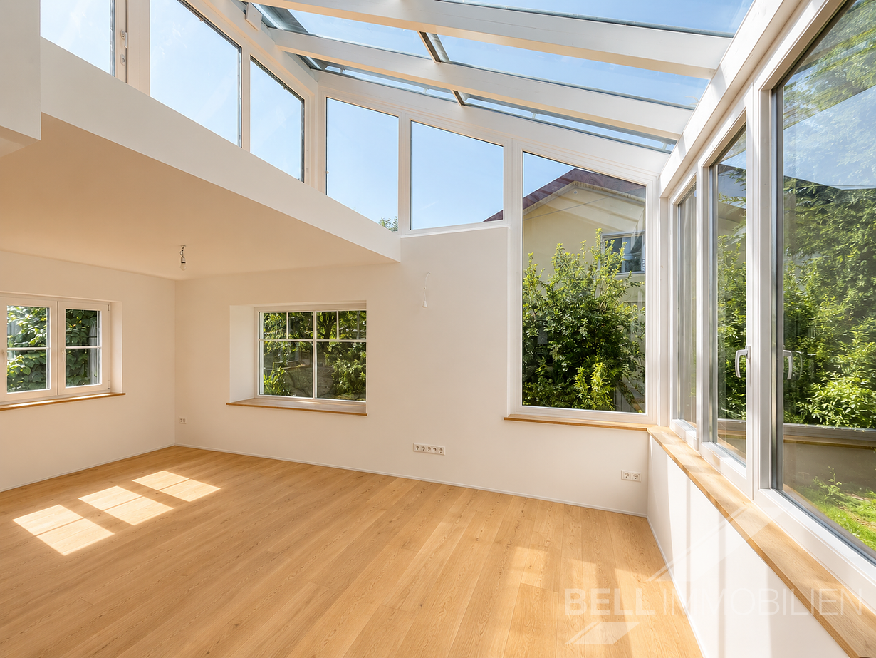 Wohnzimmer mit Wintergarten