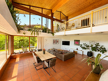 Wohnzimmer mit Galerie