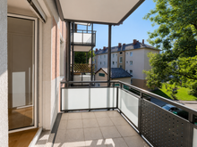 Moderne Süd-Balkon
