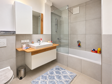 Badezimmer 2